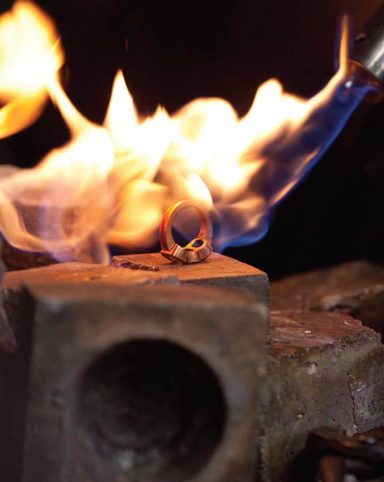 In The Atelier - Hemmerle innovates by using materials such as copper, iron and even wood