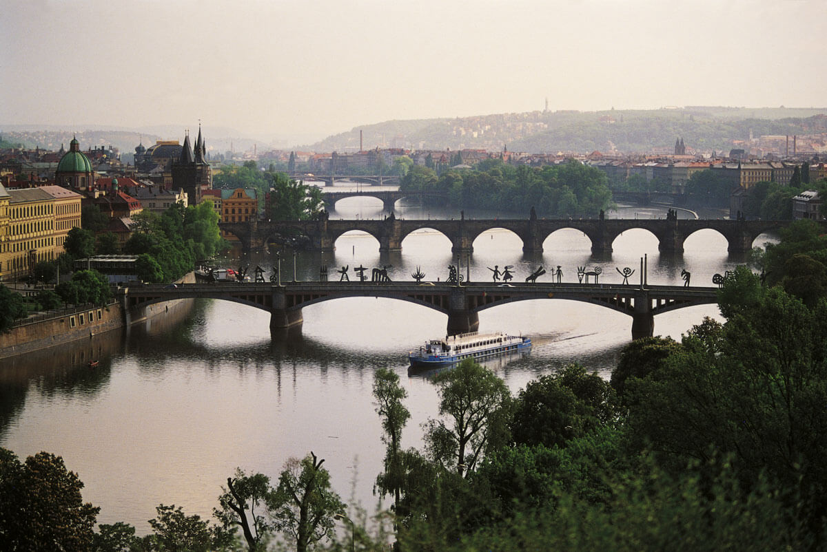 Large scale urban art project by Nadim Karam, Prague 1997