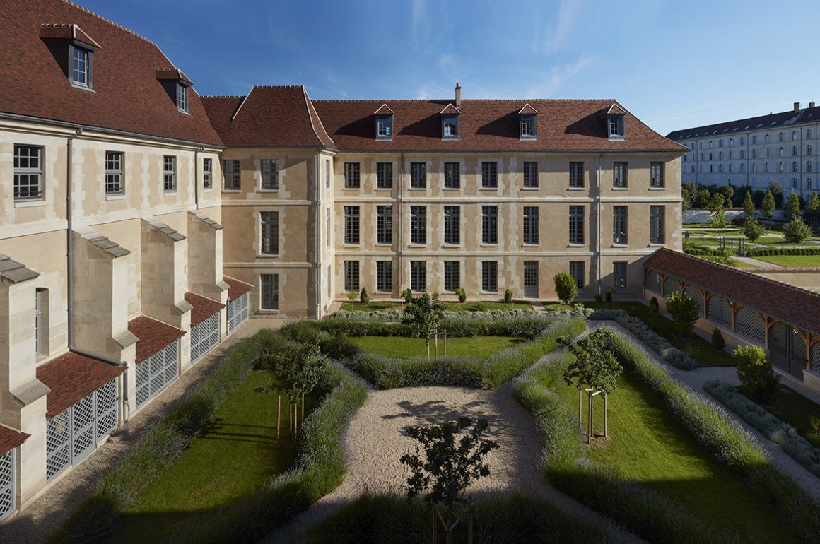 Kering Headquarters in Paris refurbished hospital