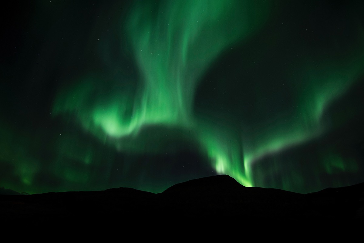 Luxury adventure travel to the arctic circle to see the northern lights