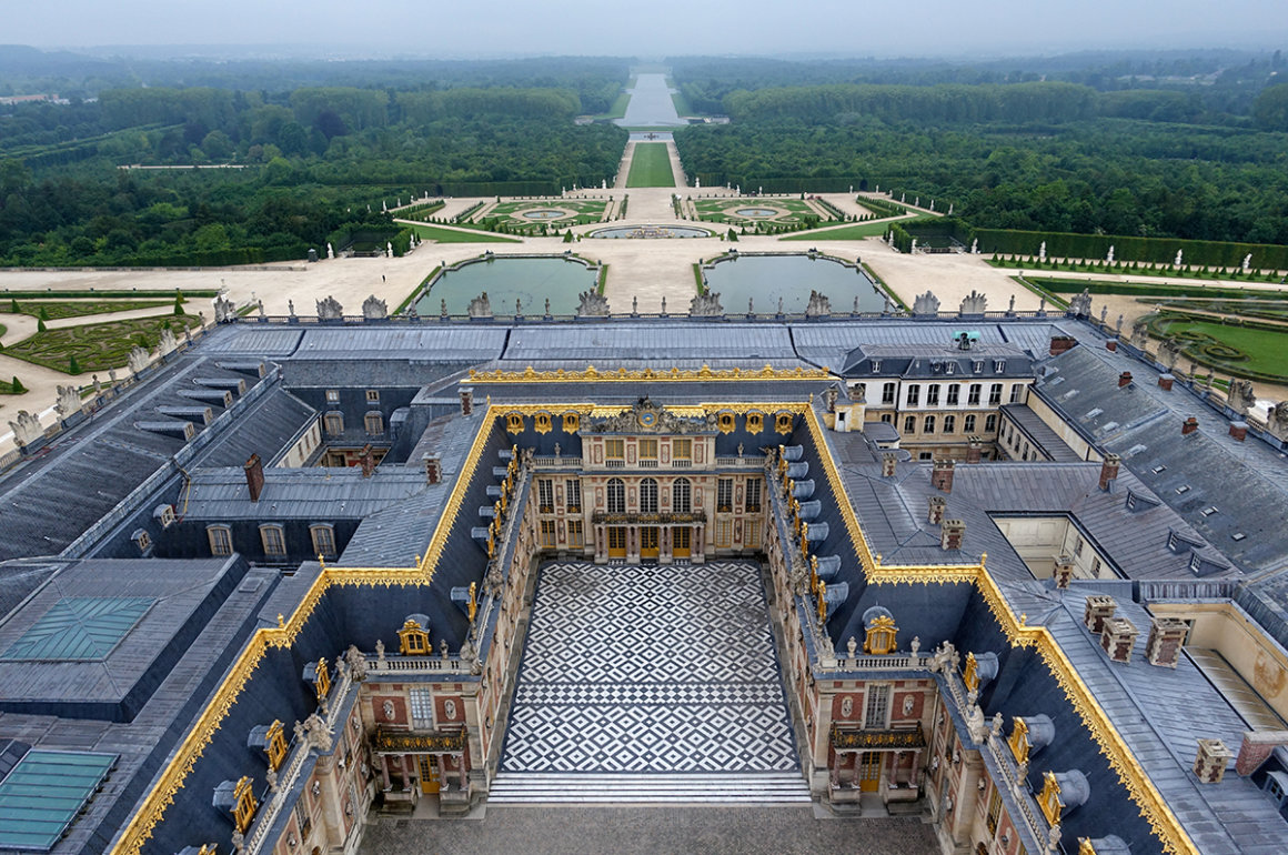 Aerial shot of Château de Versailles, France