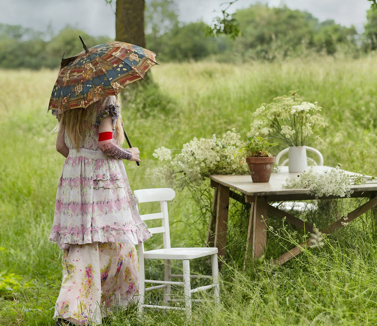 Maryam Eisler: Handmaid in England