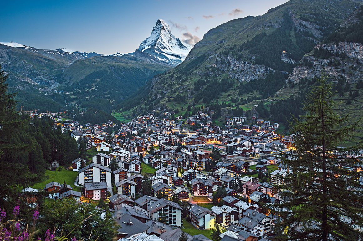 City of zermatt with the matterhorn mountain in the distance