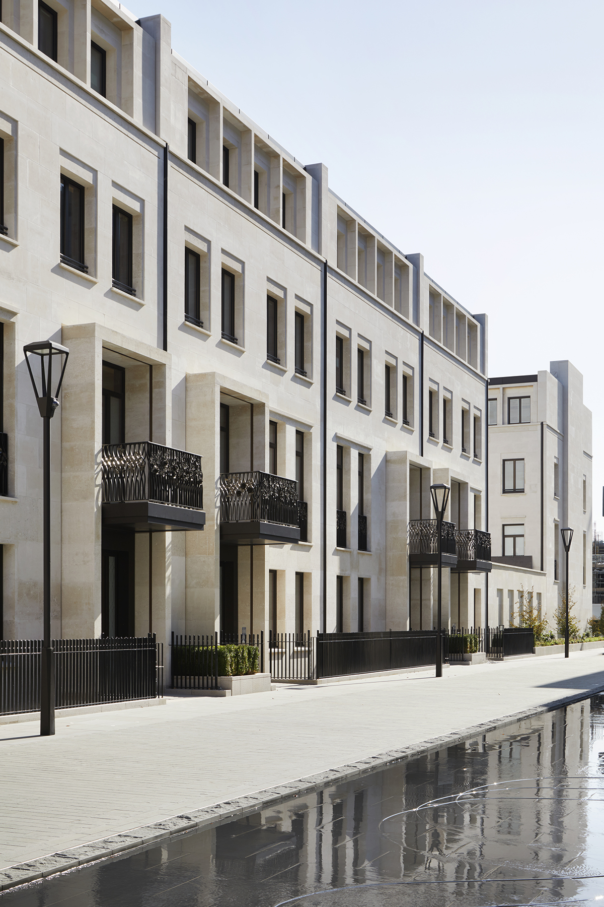 Luxurious townhouses 