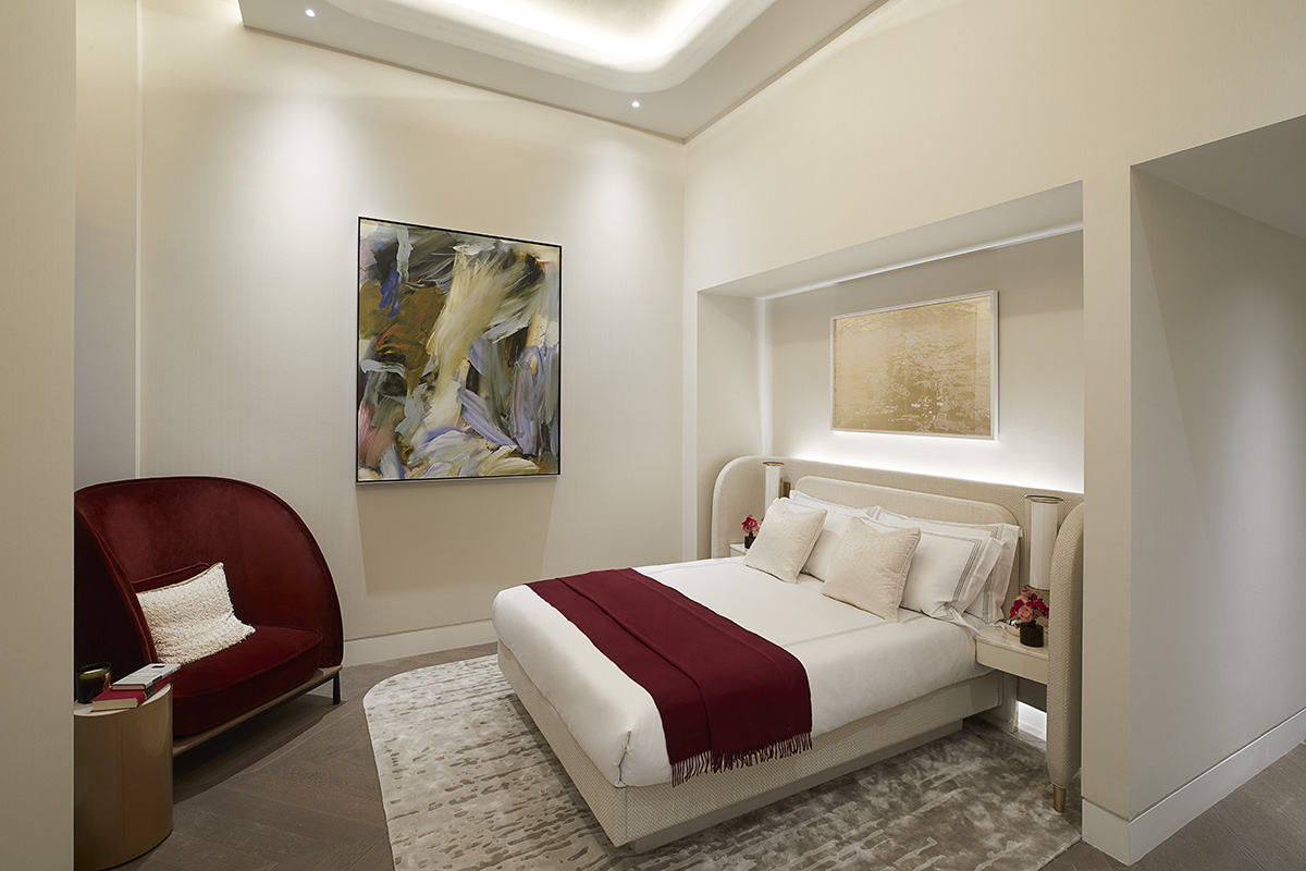 Luxurious double bedroom