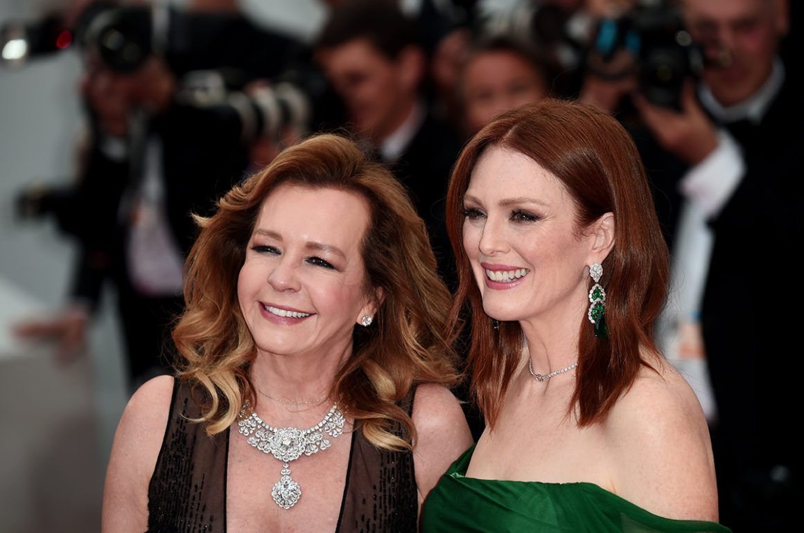 women on the red carpet