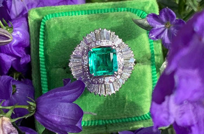 emerald ring