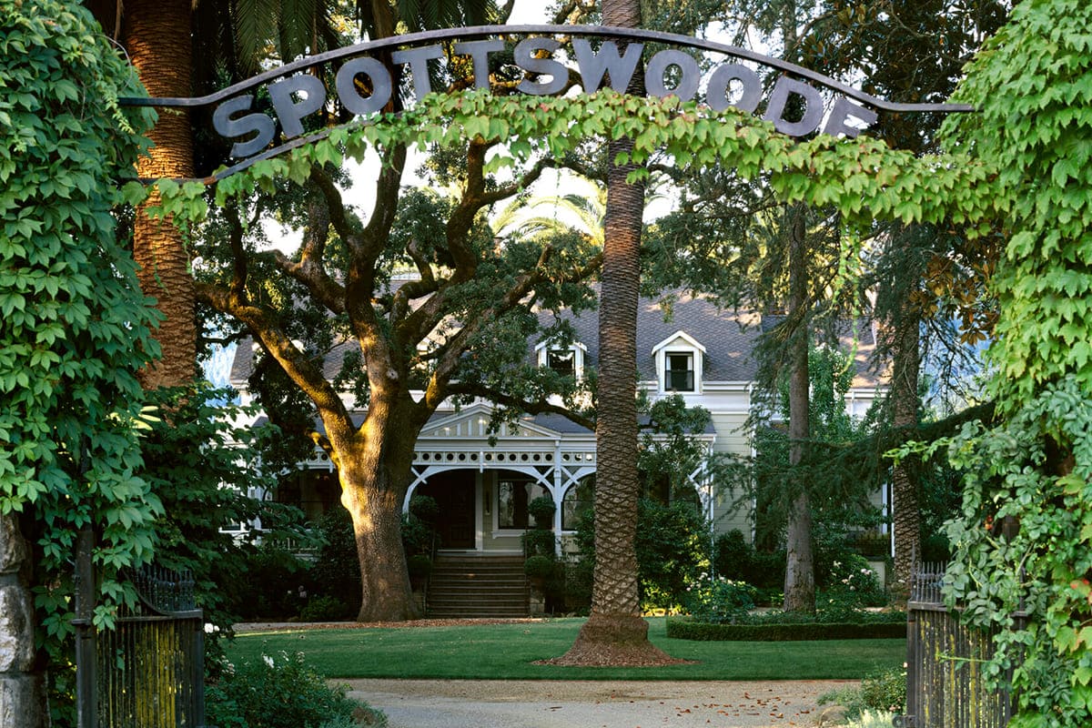 wine estate entrance