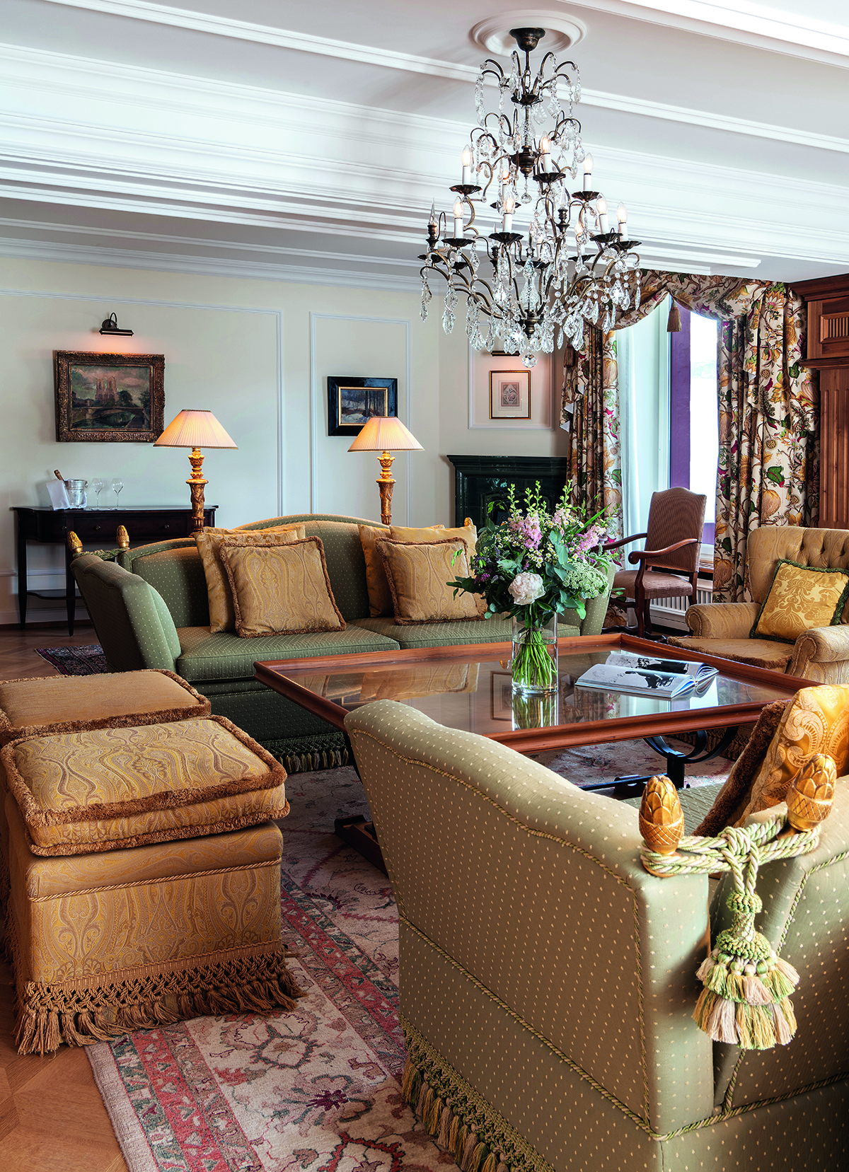 luxurious hotel drawing room