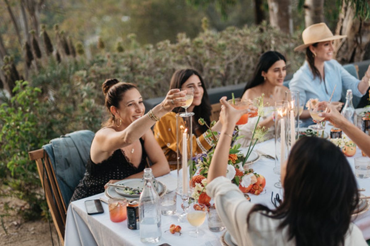 dinner party scene