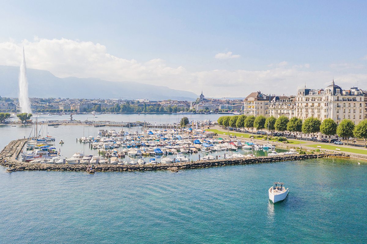 The Woodward Geneva, Review