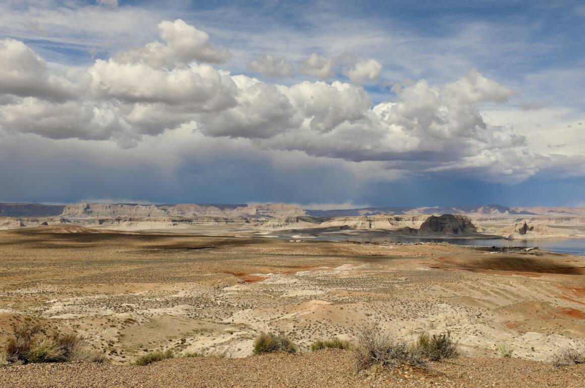 Clouds and a big yellow landscape